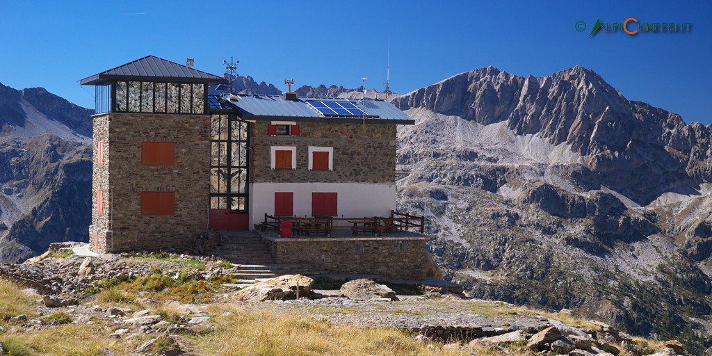 Rifugio Remondino (© Roberto Pockaj - Alpicuneesi.it)