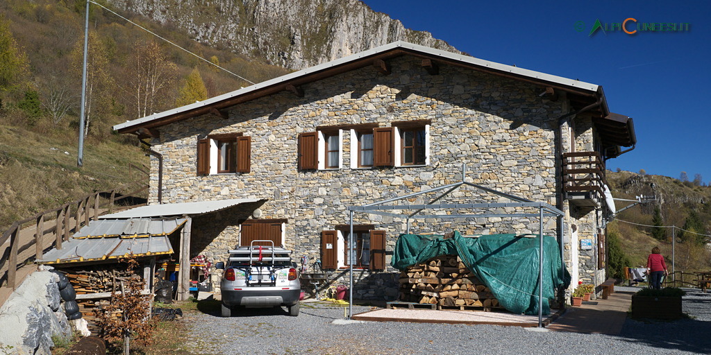 Rifugio Pian dell'Arma (© Roberto Pockaj - Alpicuneesi.it)
