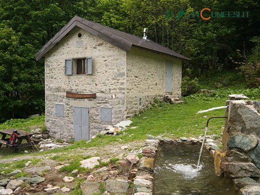 Rifugio Sestrera sottano Rifugio Sestrera sottano