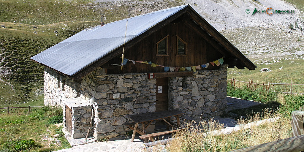Rifugio Don Martini (© Roberto Pockaj - Alpicuneesi.it)